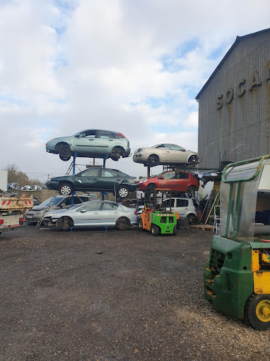 Aperçu des activités de la casse automobile DM et RECYCLAGE située à MOTTEVILLE (76970)